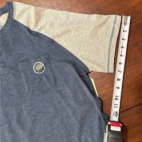 Lee Premium Short Sleeve Shirt Men's Size L Blue w/Gray Sleeves - Picture 7 of 14